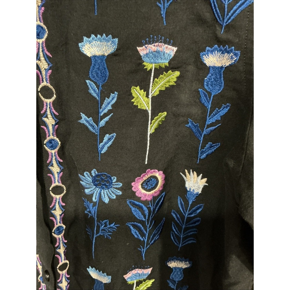 Coldwater Creek Floral embroidered button up shirt, Black, Small, Lagenlook - Picture 7 of 10